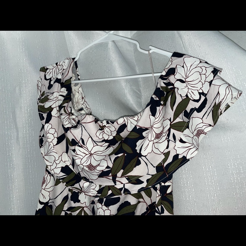 BRAND NEW BAÑANA REPUBLIC DRESS
